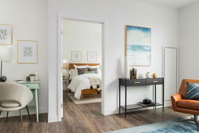 Building Photo - 125 Guest St