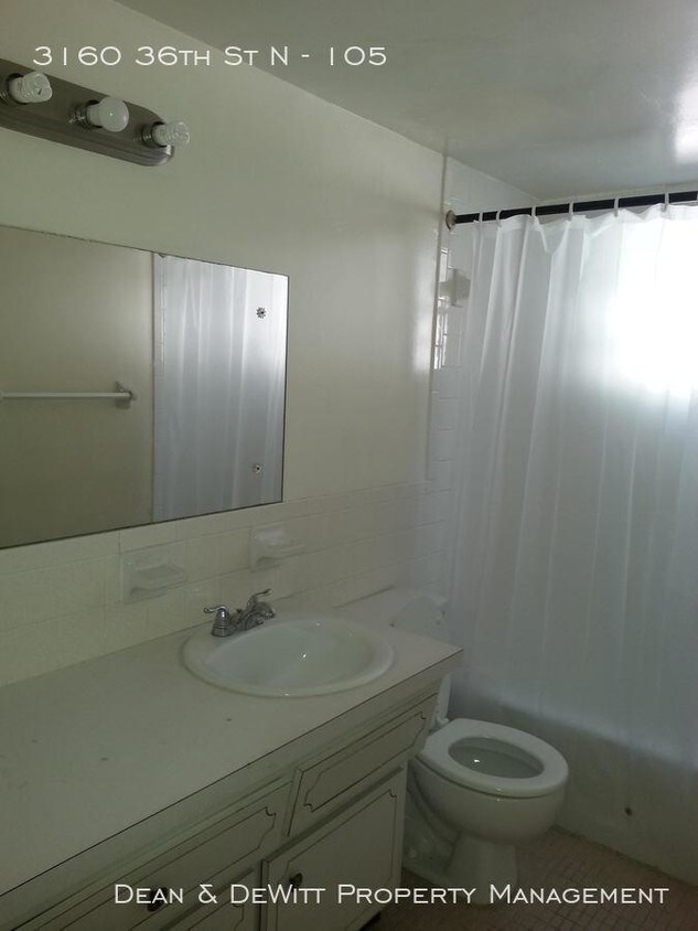 Building Photo - 1 bedroom in St Petersburg FL 33713