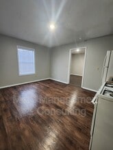 Building Photo - 1325 Virginia Ave