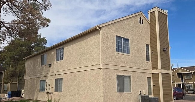 Foto del edificio - 2722 Alicialynn Way