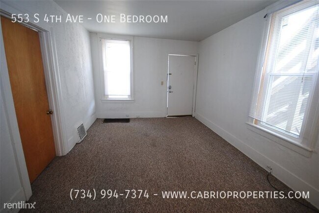 Building Photo - 553 S 4th Ave