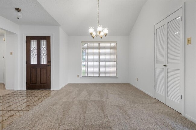 Building Photo - 25802 Chapel Ridge Ln