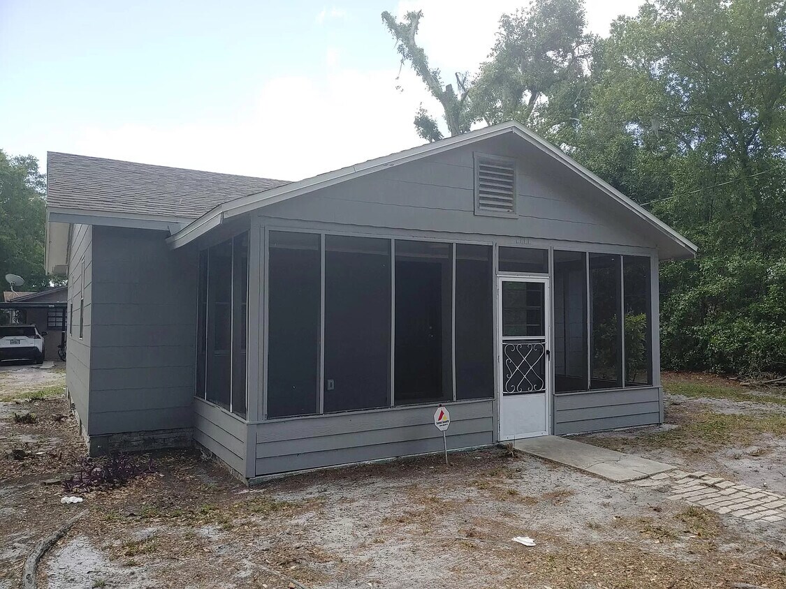 Building Photo - 1415 E Lemon St