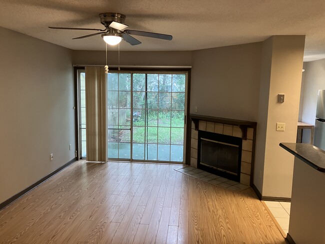 Foto del edificio - 1539 Summer Sands Dr