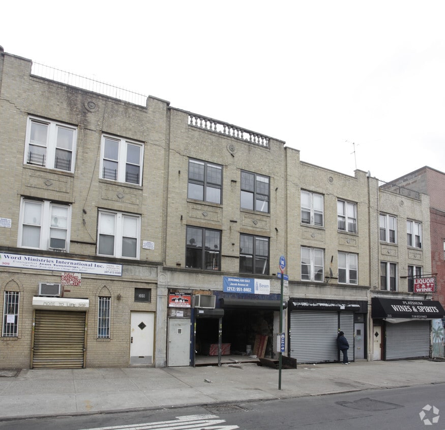 Foto principal - 311 Rogers Ave