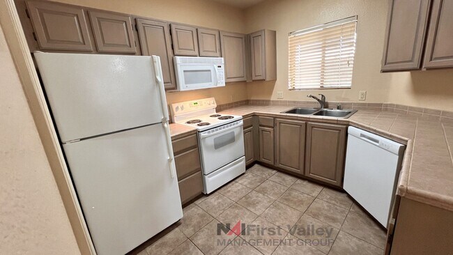 Foto del edificio - 2 Bedrooms, 2 Baths