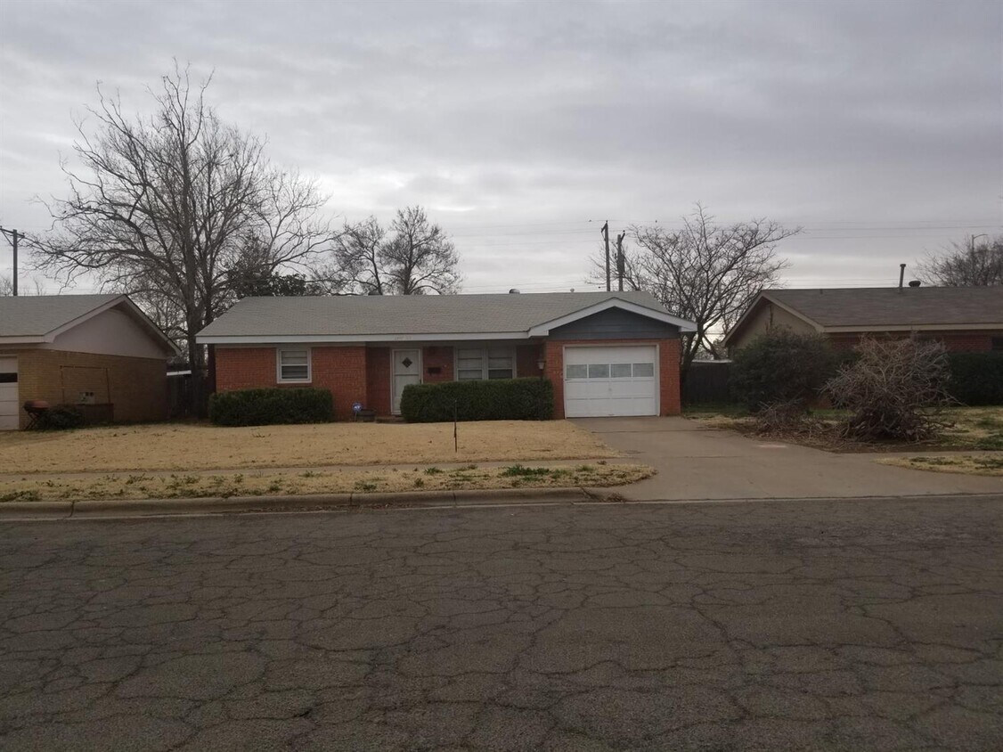 2817 63rd St, Lubbock, TX 79413 House Rental in Lubbock, TX