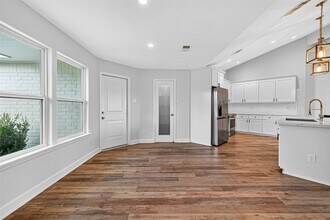 Building Photo - 1114 Briarmead Dr