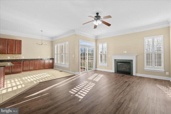 Building Photo - 43277 Tumbletree Terrace