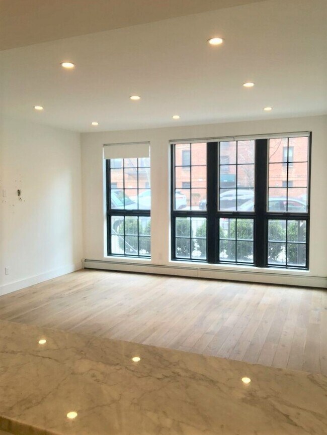 Foto del edificio - 9907 3rd Ave