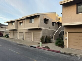 Building Photo - 222 Bonita Ln