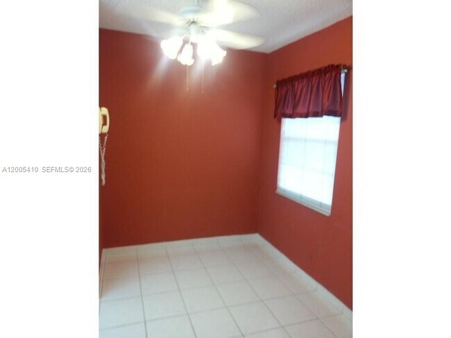 Foto del edificio - 12701 SW 13th St