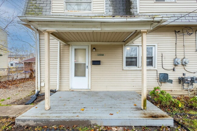 Building Photo - 32008 Cheboygan Ct