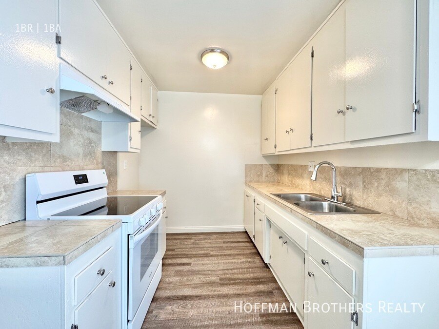 Foto principal - 6729 Cleon Ave