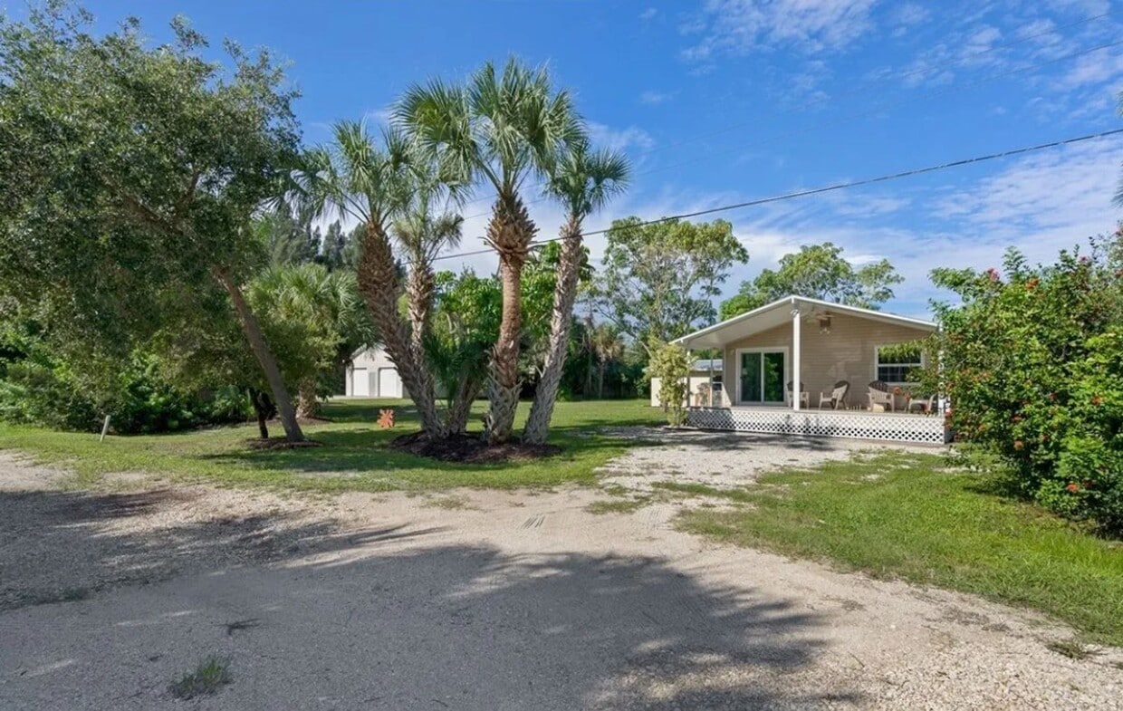 7257 Victory Rd, Bokeelia, FL 33922 House Rental in Bokeelia, FL