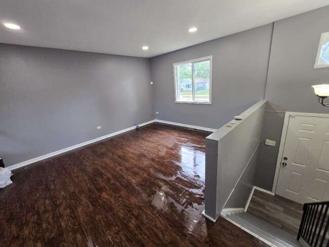 Foto del edificio - 619 Brookline St