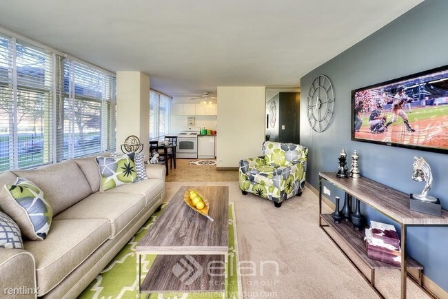 Foto del edificio - 2951 S King Dr