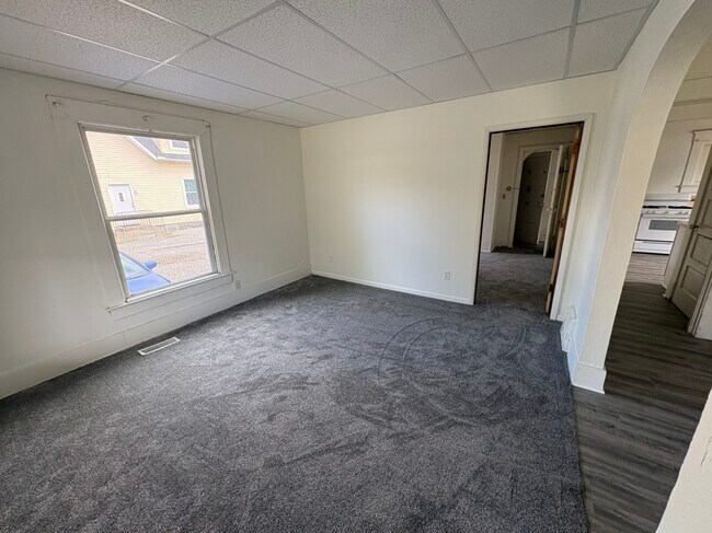 Foto del edificio - 412 E Jefferson St