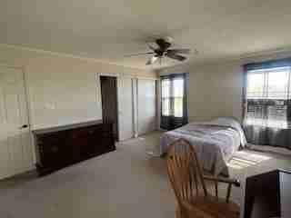 Building Photo - 448 Shorewood Dr NW