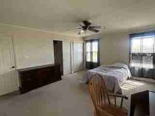 Foto del edificio - 448 Shorewood Dr NW