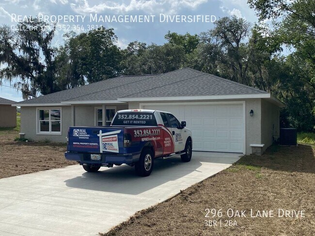 Foto del edificio - 296 Oak Ln Dr