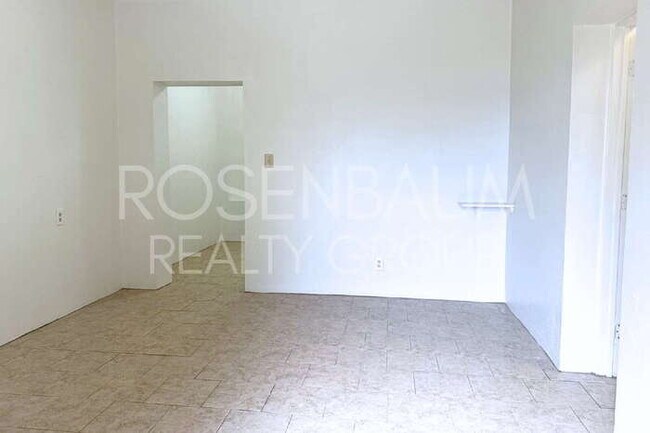 Foto del edificio - Cozy studio apartment in the heart of Tucson!