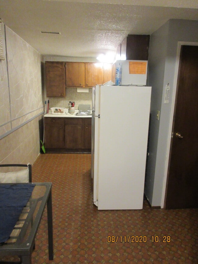 Photo du bâtiment - 8915 180 St NW