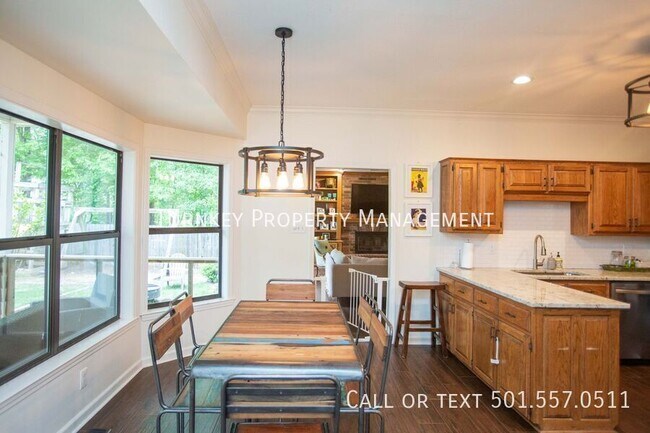 Foto del edificio - 14205 Longtree Dr