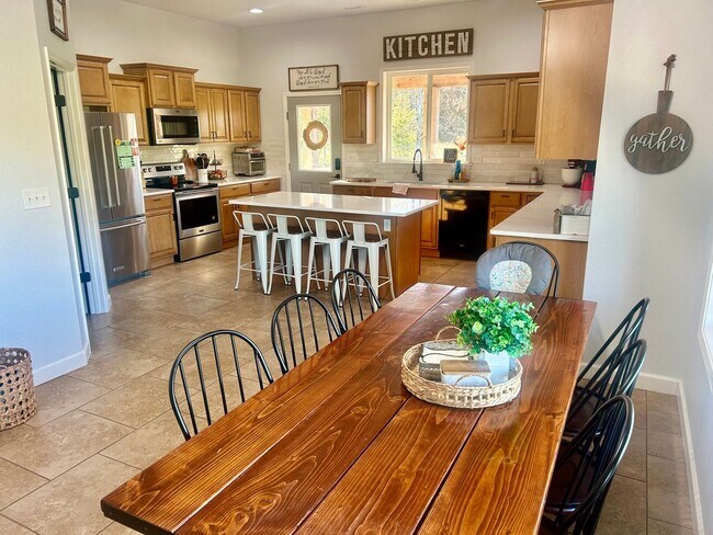 Foto del edificio - Country Home in Eldon, MO
