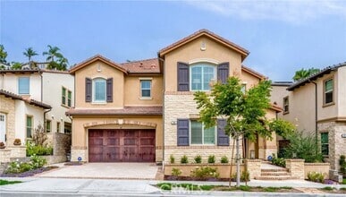 Building Photo - 1081 Summit Oak Dr