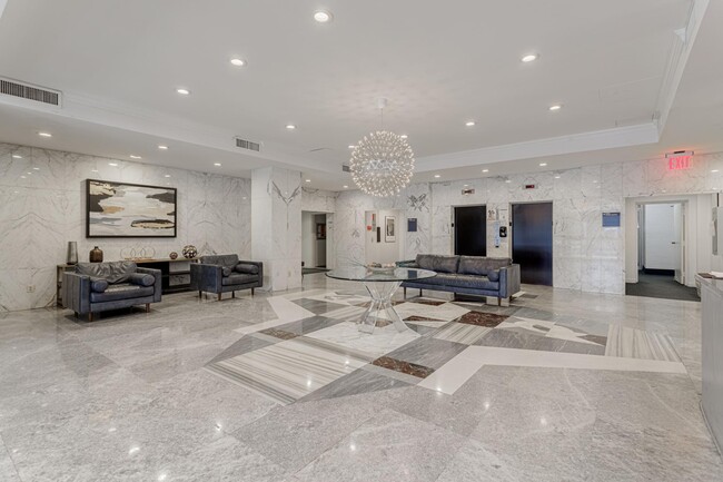 Foto del edificio - 730 24th St NW