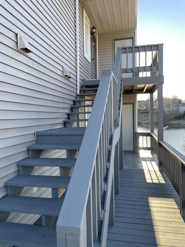 Building Photo - 3226 Spinnaker Point