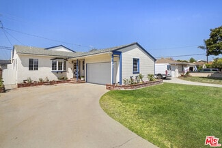 Building Photo - 13219 S Clydepark Ave