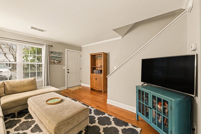 Foto del edificio - 507 Stinson Dr