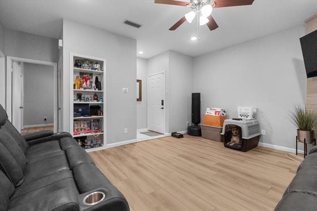 Foto del edificio - 1106 Quail Valley Ln