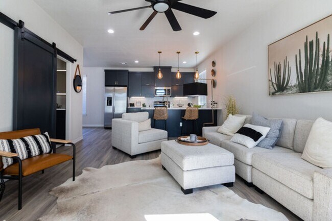 Foto del edificio - Tower View Contemporary Flats - Unit M