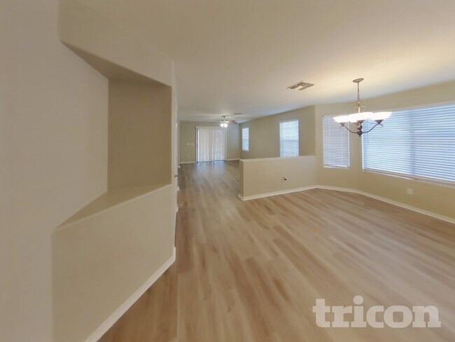 Foto del edificio - 25760 W Valley View Dr