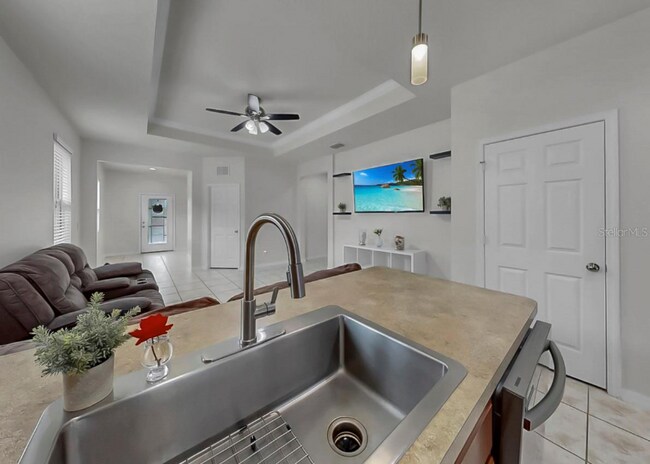 Building Photo - 5926 Sweet Birch Dr