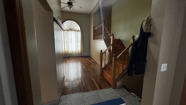 Building Photo - 8700 Loch Lomond Blvd