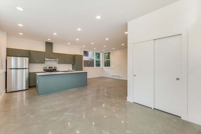 Photo - 1414 20th Ave Townhome