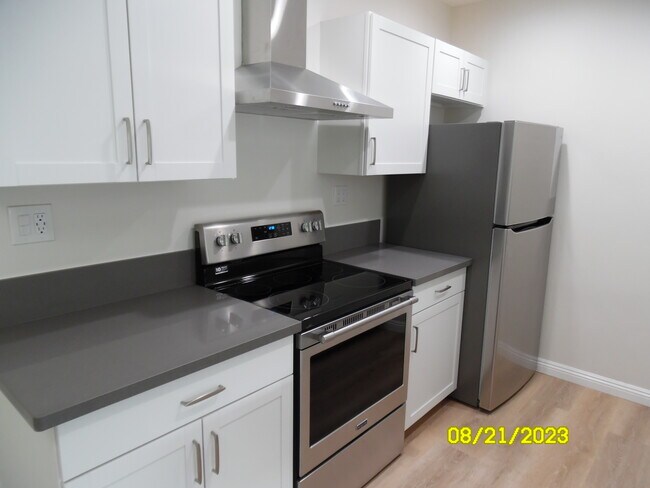 Building Photo - 1255 Seward St