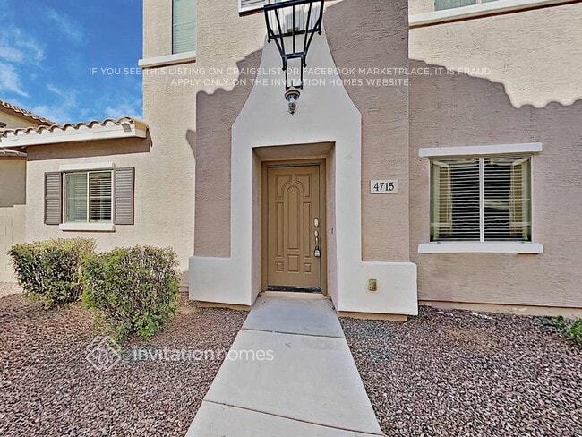 Building Photo - 4715 E Laurel Ave