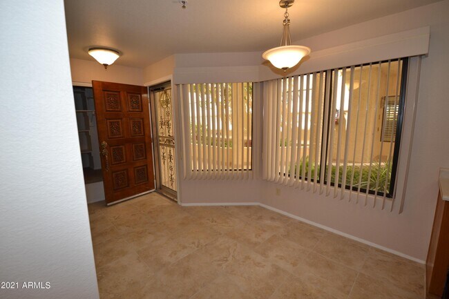 Foto del edificio - 19400 N Westbrook Pkwy