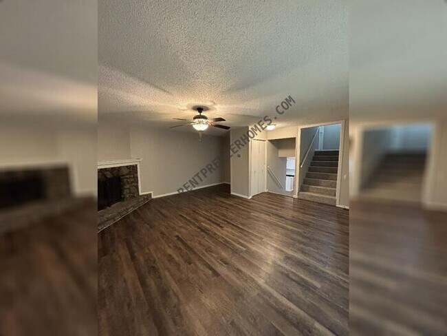 Foto del edificio - 106 Cornwall Ct