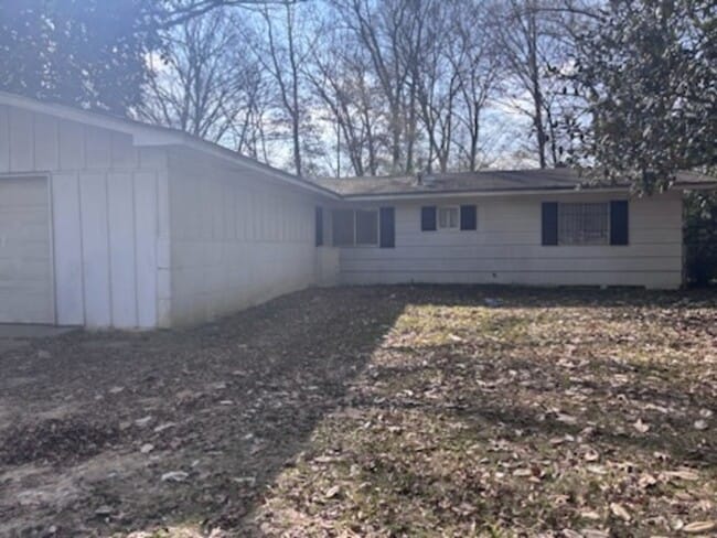 Photo - 1333 Woody Dr House