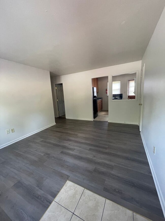 Building Photo - Apartment for Rent in Verona