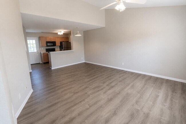 Foto del edificio - 4307 Derby Ridge Dr
