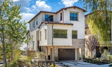 Building Photo - 26384 Paseo Lluvia
