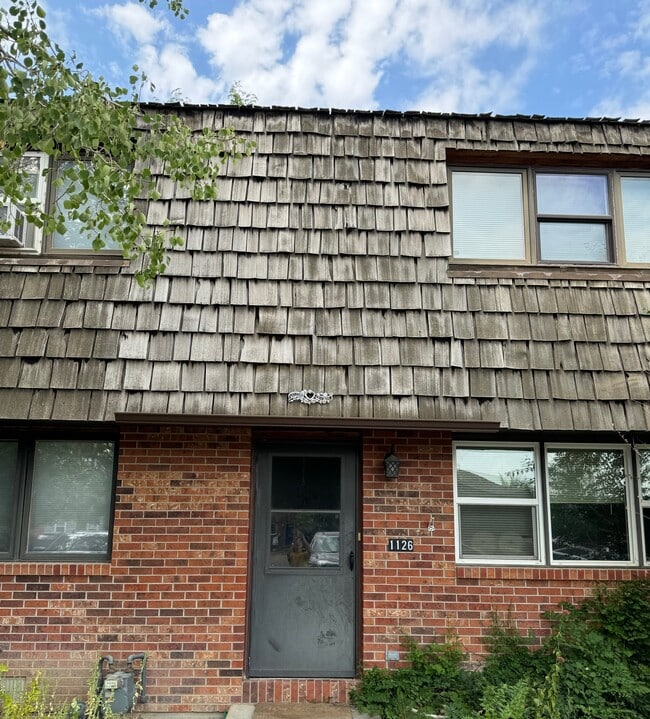 Building Photo - 1126 Julie Ln