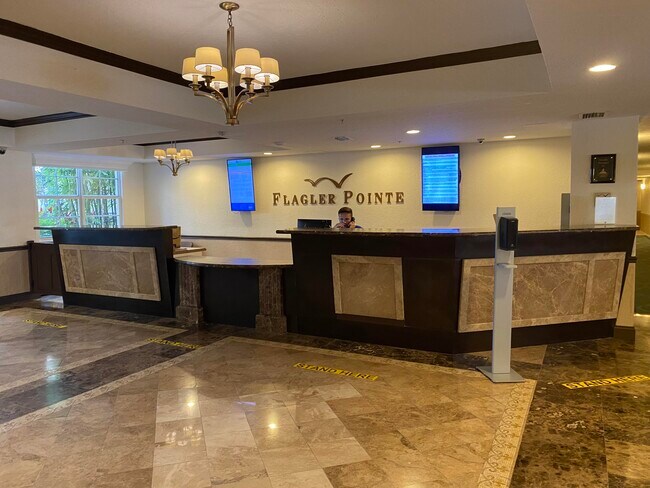 Building Photo - 1801 N Flagler Dr